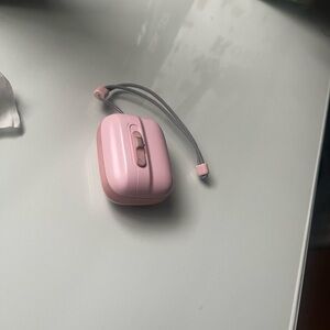 AirPods plus pink case